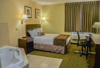 Put-in-Bay Resort & Conference Center has Balcony rooms