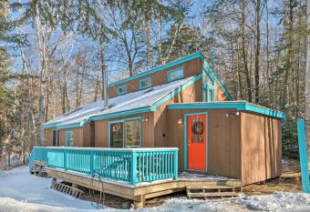 (null) has rooms with a private hot tub