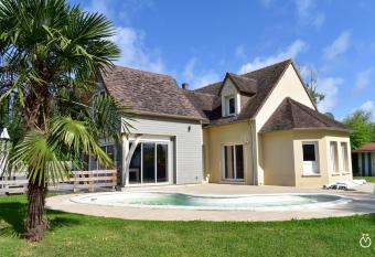 La Villa Soleil has Balcony rooms