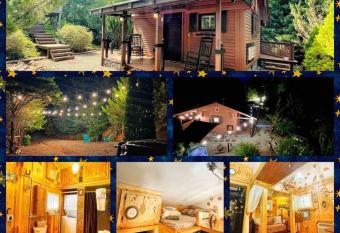 Tiny House, Wifi,hot Tub,secluded has rooms with a private hot tub
