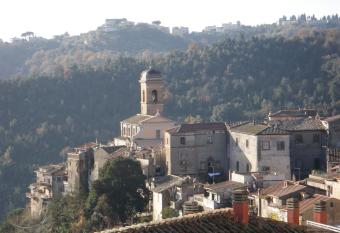 Parva Domus in 29 allows 18 year olds to book a room