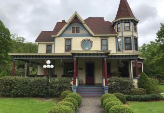 French Provincial King Room has Balcony rooms