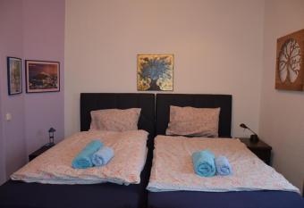 Sunray Room for two in Zagora has Balcony rooms