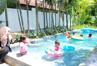 Qul Village Private Pool KLIA has Balcony rooms