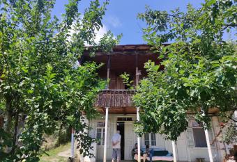 Racha Chogovadze s Guest House has Balcony rooms