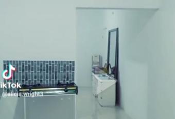 Hidden Hut has Balcony rooms