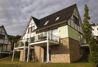 Semi-detached, nice villa with sauna, near a lake has Balcony rooms