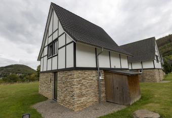 Detached villa with sauna, with view at the Rursee has Balcony rooms