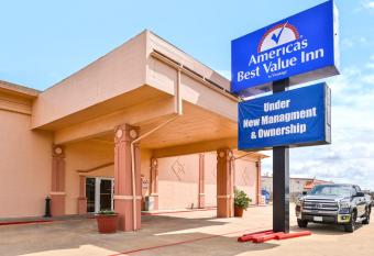 Americas Best Value Inn Clute Lake Jackson has Smoking rooms