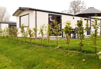 Comfortable chalet with dishwasher, on a holiday park, 8 km from Horn has Balcony rooms