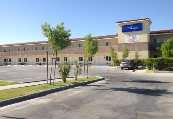 America Inn & Suites has Balcony rooms