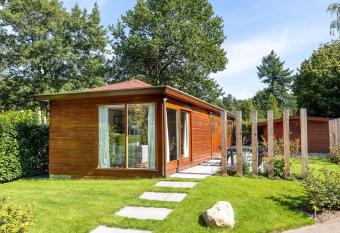 Chalet in Harderwijk with garden, terrace and shared pool has Balcony rooms