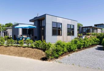 Modern holiday home with dishwasher, 5 km from Valkenburg has Balcony rooms