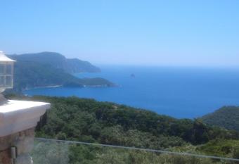 Captain Spiros house has Balcony rooms
