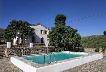 Cortijo los Duranes has Balcony rooms
