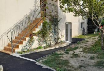 Le Vintage allows 18 year olds to book a room