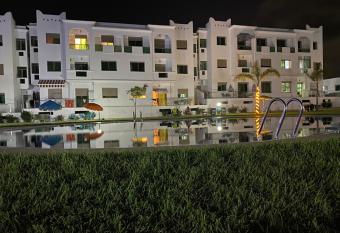 Amicale Yasmine Beach has Balcony rooms