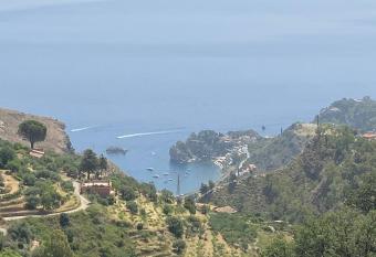 Mi  ffaciu e mi ricriu casa vacanze has Balcony rooms