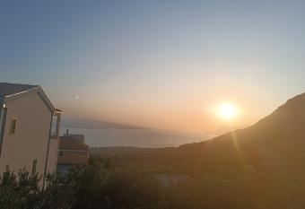 Apartman Olinka has Balcony rooms