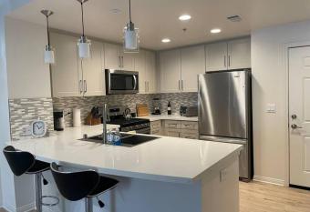 Modern and Cozy at Irvine Spectrum and Disneyland! has rooms with a private hot tub