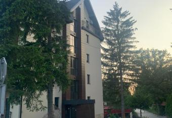 Apartmani Zlatibor has Balcony rooms