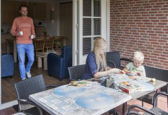 Semi-detached bungalow with dishwasher near the Veluwe has Balcony rooms