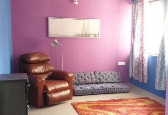 LUXURIOUS 1BHK 10 MINS FROM THE DEVAKA BEACH IN DAMAN has Balcony rooms