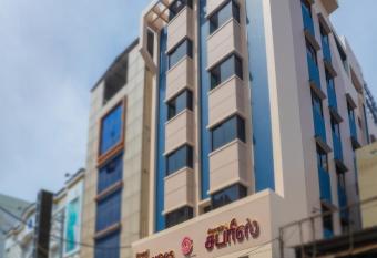 Hotel Grand Sabarees allows 18 year olds to book a room