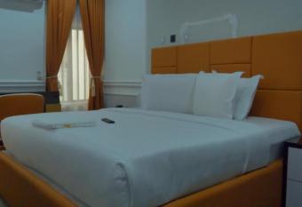 BT Luxury Apartments & Suites. has Balcony rooms