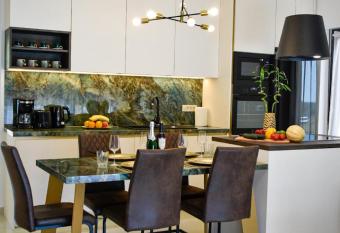 Casa Esmeralda I has Balcony rooms