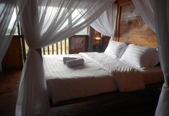 Villa Dukuh has Balcony rooms