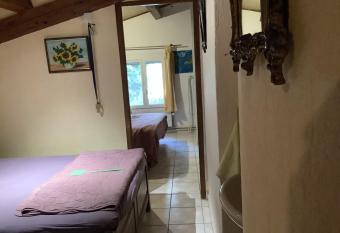 Villa Laurent has Balcony rooms