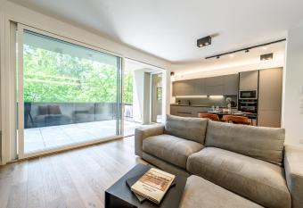 Emilia Suite Green has Balcony rooms