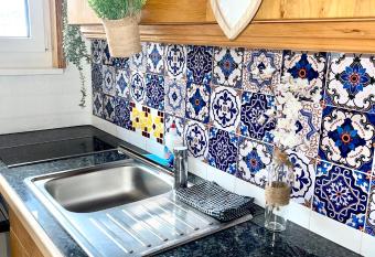 Almsternderl 2.0 - gem  tliches Appartment in Gosau has Balcony rooms