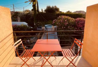 Notre cocon sudiste has Balcony rooms