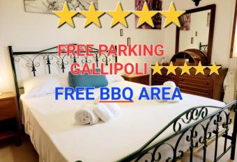 luxury pleasure in Gallipoli with bbq e netflix has Balcony rooms