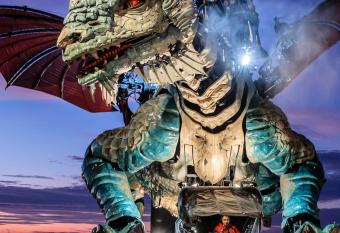 L   Eden d   Opale has rooms with a private hot tub