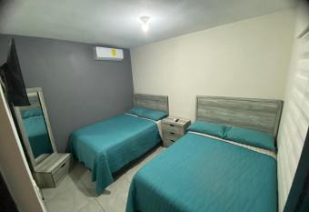 Departamento Piso 1 has Smoking/Balcony rooms