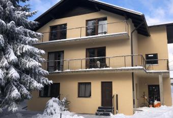 Apartmani Vukman has Balcony rooms