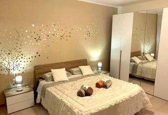 House 416 Sweet Apartment has Balcony rooms