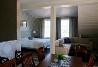 Strandhotellet has Balcony rooms