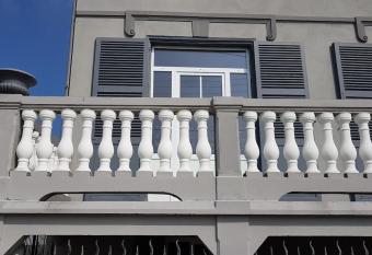 Maison Berckoise Belle   poque - Plage et Centre has Balcony rooms