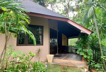 KAIF     Sauna Restaurant Resort on Samui has Balcony rooms