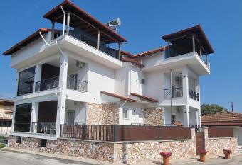 ALEMA Suites has Balcony rooms