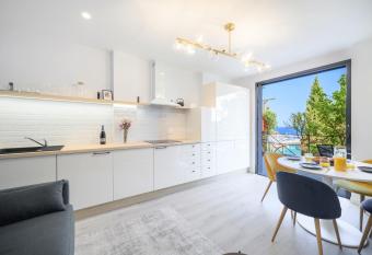 Coin de paradis, proche plage Marquet et Monaco has Balcony rooms