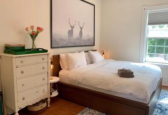 266 Pet-friendly Space, King Bed, Office has Balcony rooms