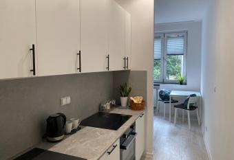 Kawalerki Basi przy D  browskiego 22 allows 18 year olds to book a room