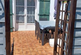 LE clos do r   has Balcony rooms