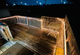 Luxe 3BR, 2BA + Hot Tub has rooms with a private hot tub