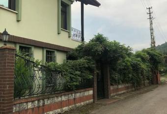 Green villa with private garden allows 18 year olds to book a room